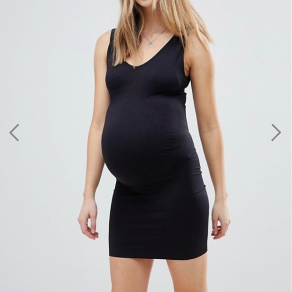 ASOS Maternity Dresses & Skirts - New Look Maternity seamfree slip in black. ASOS Maternity Dresses & Skirts - New Look Maternity seamfree slip in black.